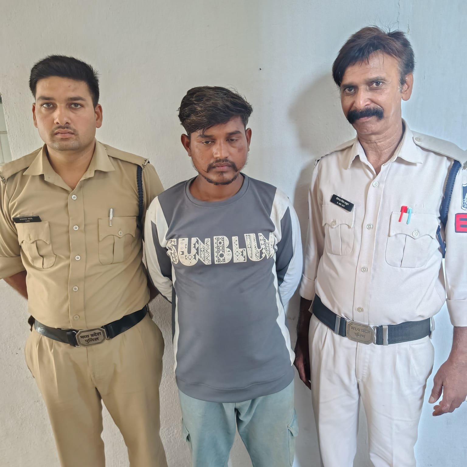 7 साल से फरार वारंटी गिरफ्तार, धामनोद पुलिस की बड़ी कार्रवाई