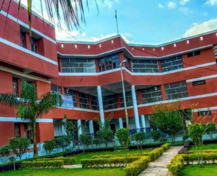 कलेक्टर का फर्जी आदेश बनाकर राजस्व रिकॉर्ड में हेरफेर, दो को 5 साल का सश्रम कारावास